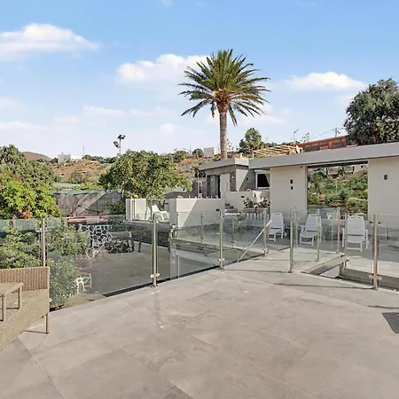Parralito Garden Oasis