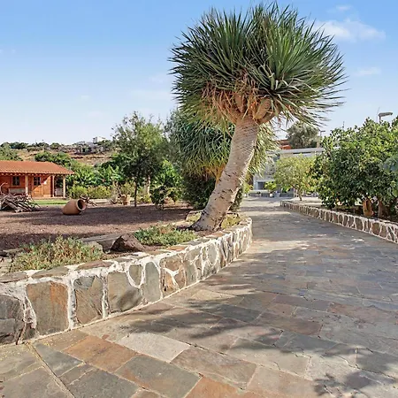 Parralito Garden Oasis